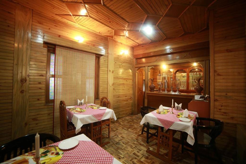 Bravia Hotel Manali Inn Exterior photo