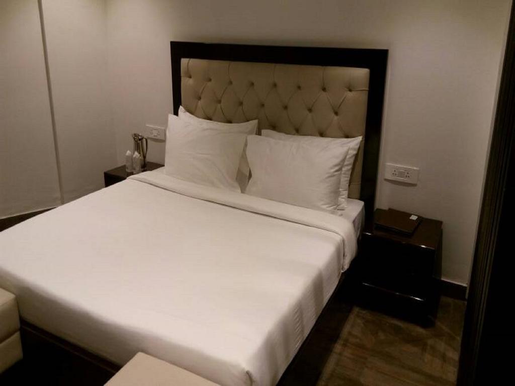 Bravia Hotel Manali Inn Exterior photo